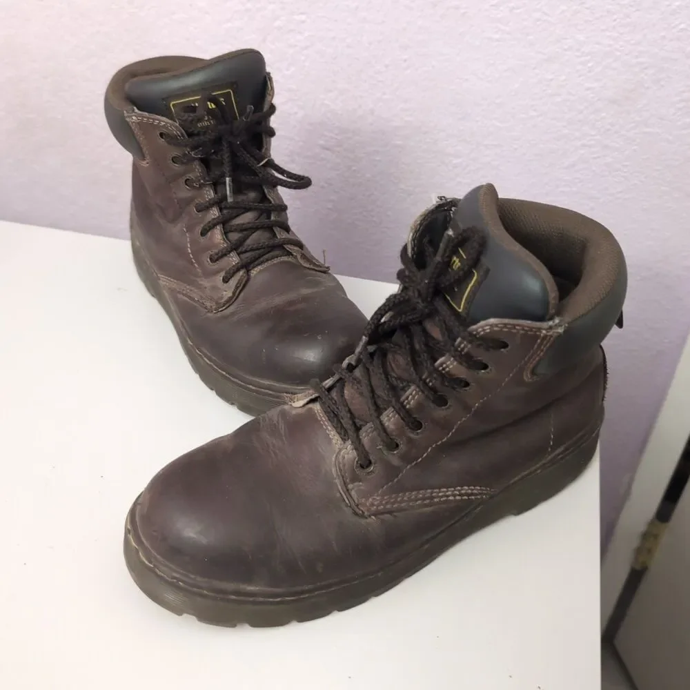 Dr Martens Steel Toe Work Boots Mens 9 Brown Leather Slip Resistant Winch St